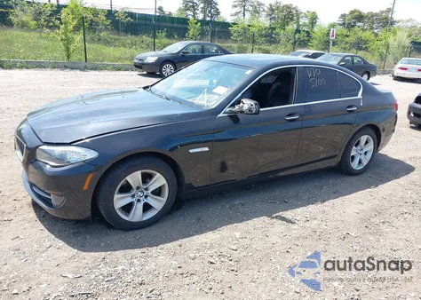 2013 BMW 528I xDrive из США, поврежденный, VIN WBAXH5C57DD112835